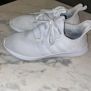 White cloud foam sneakers